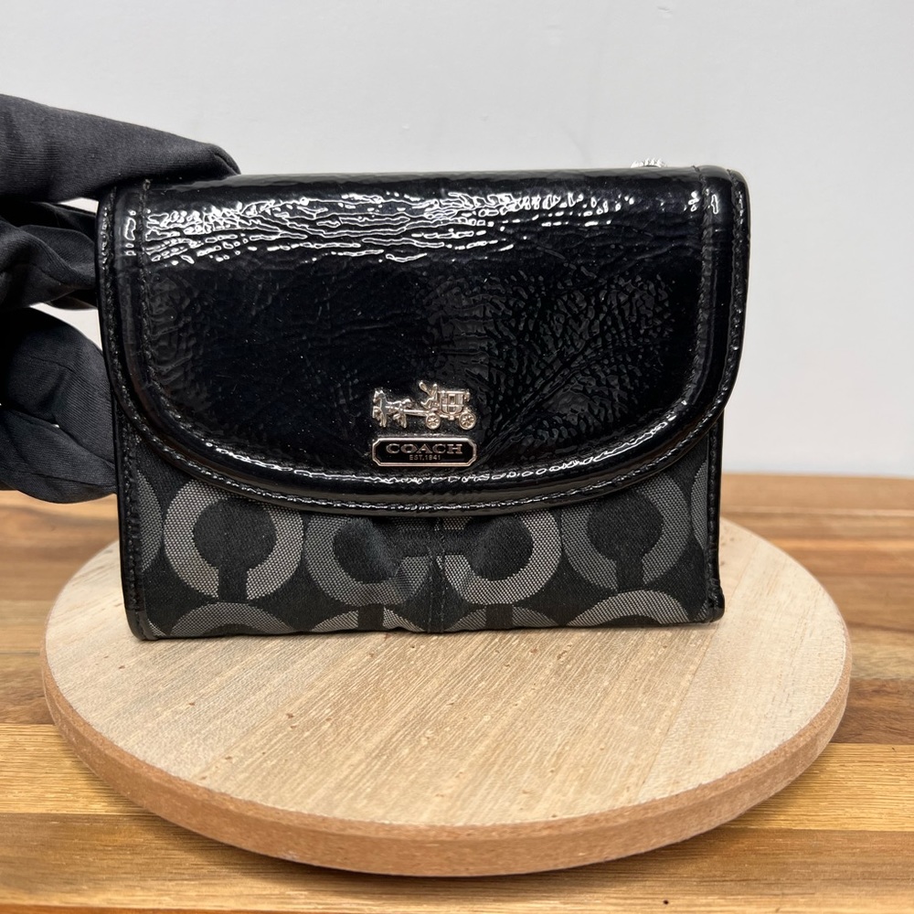 Coach Madison Signature Black OP Art Patent Leather & Canvas wallet